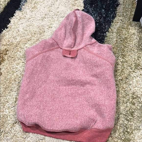 Explore Red Dog Hoodie - Picture 4 of 9